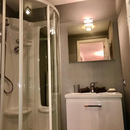 Bel Appartement, Prince Of Wales * קנוקה-הייסט